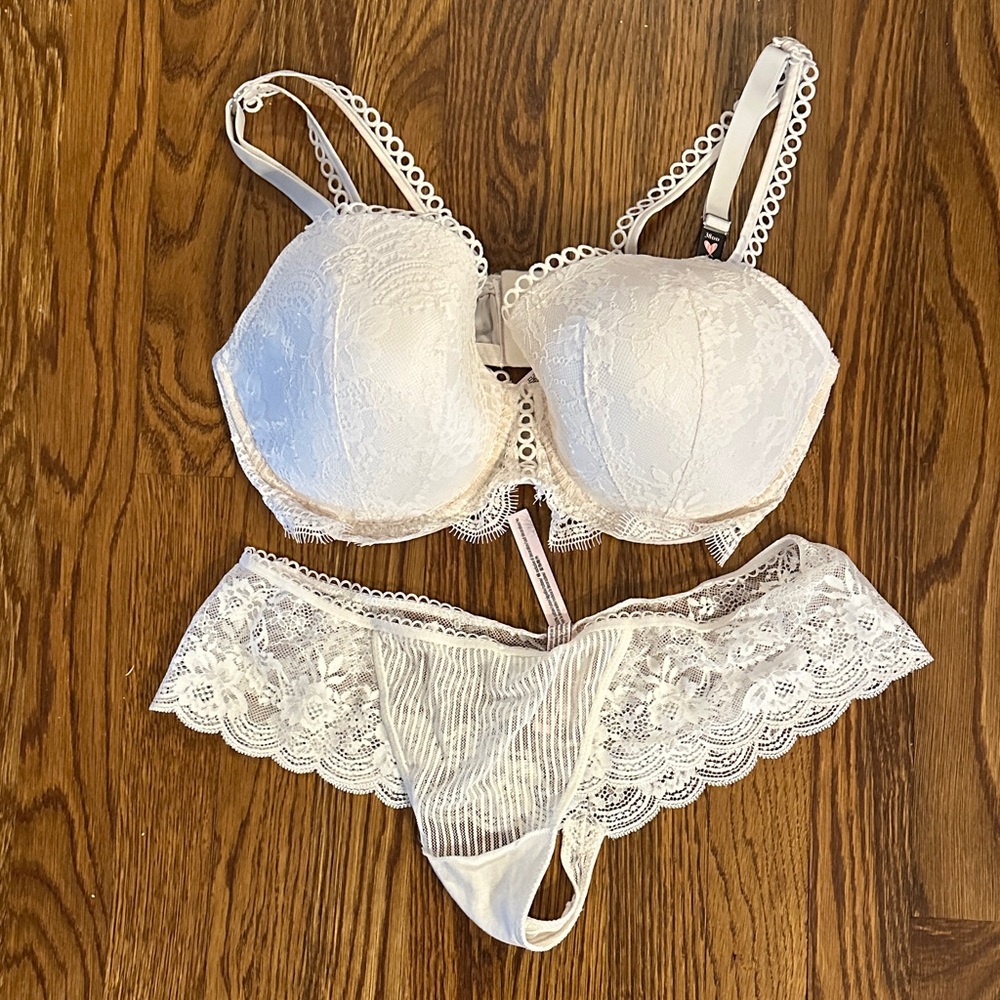 Victoria’s Secret Elegant White Lace Lingerie Set